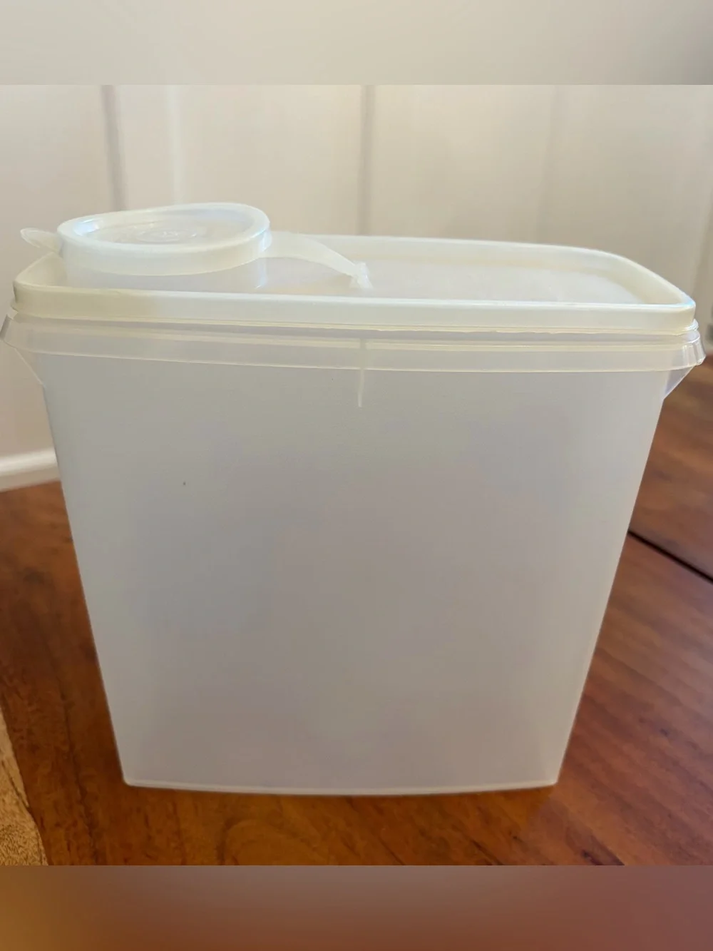 TWO Vintage Tupperware Cereal Keeper Containers #269 w/ Almond Clear Flip Lids